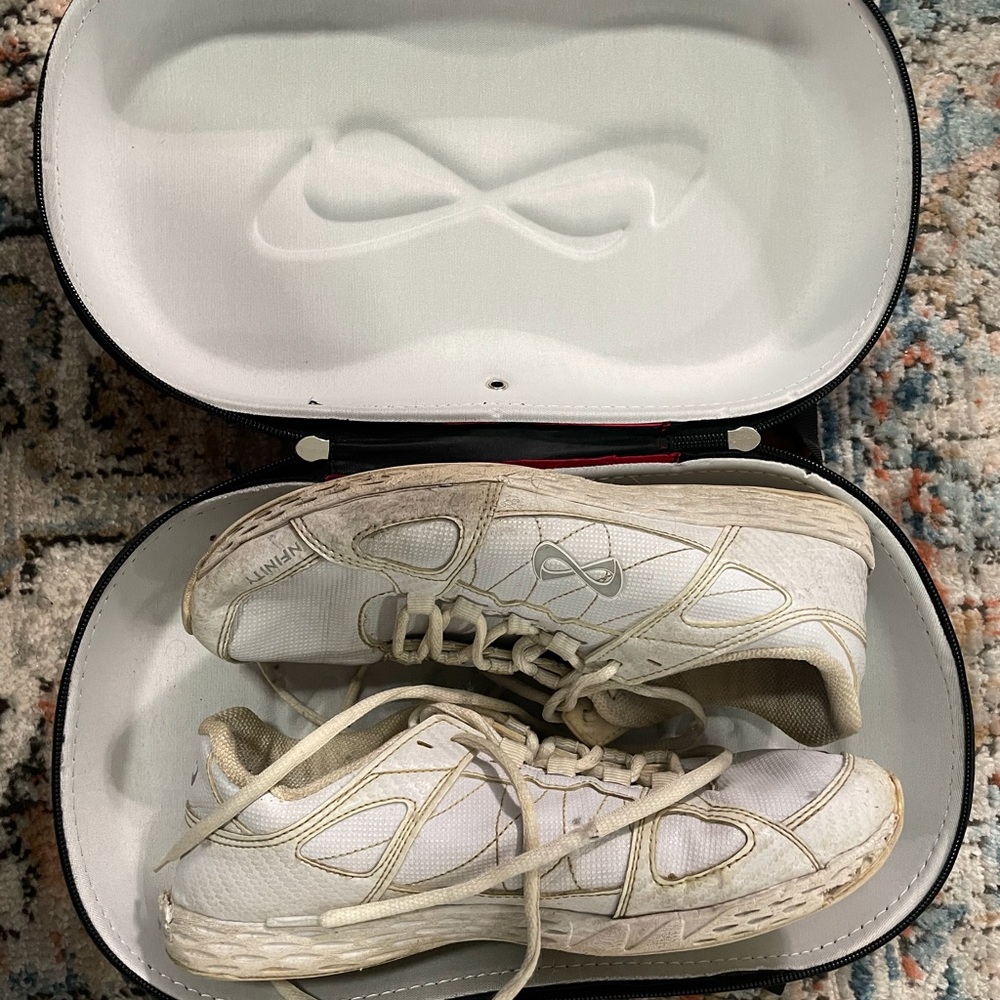 NFINITY CHEER SHOES With Bag